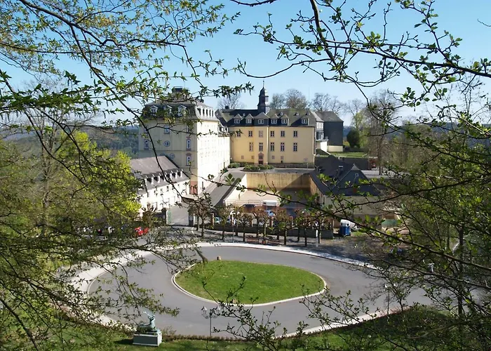 Schloss Wittgenstein Apartment *